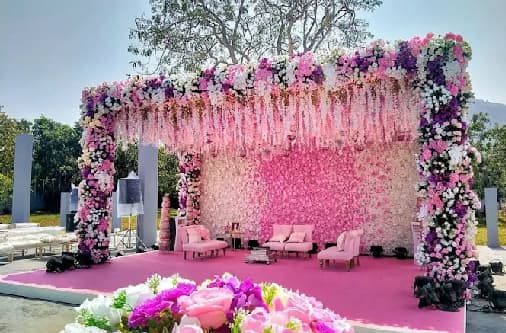 Elegant wedding venue decor